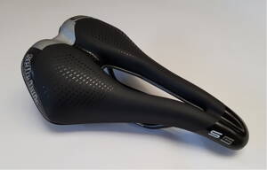 sedlo sportovní SELE ITALIA S 5 Superflow black (s dírou)